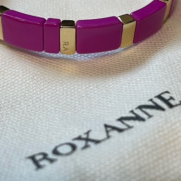 Roxanne Assoulin Enamel coated stretch bracelet with a gold tone logo - Picture 3 of 3